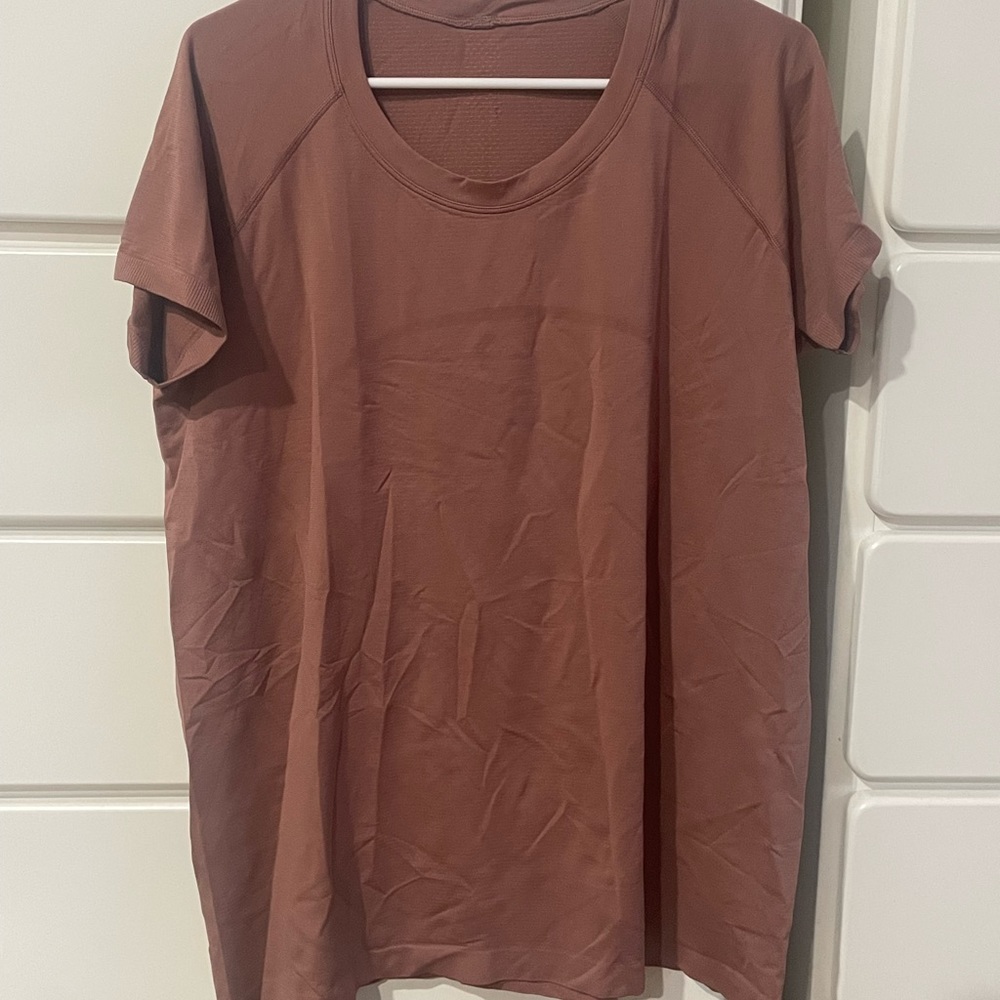 Lululemon top